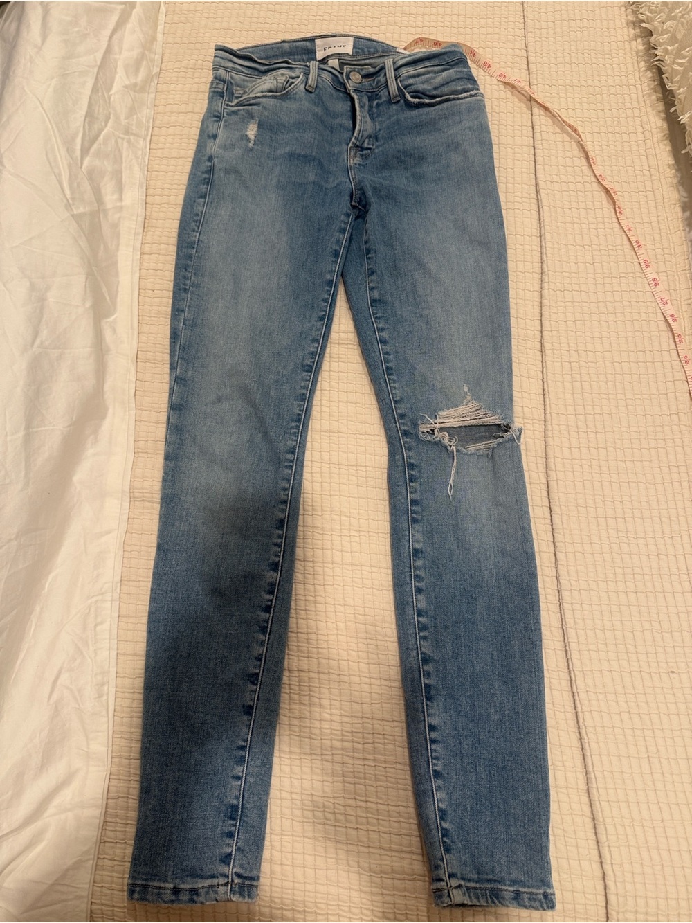 Frame Denim Light Blue Skinny Jeans Le Skinny de Jeanne